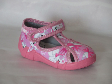 P113 růžová kočičky